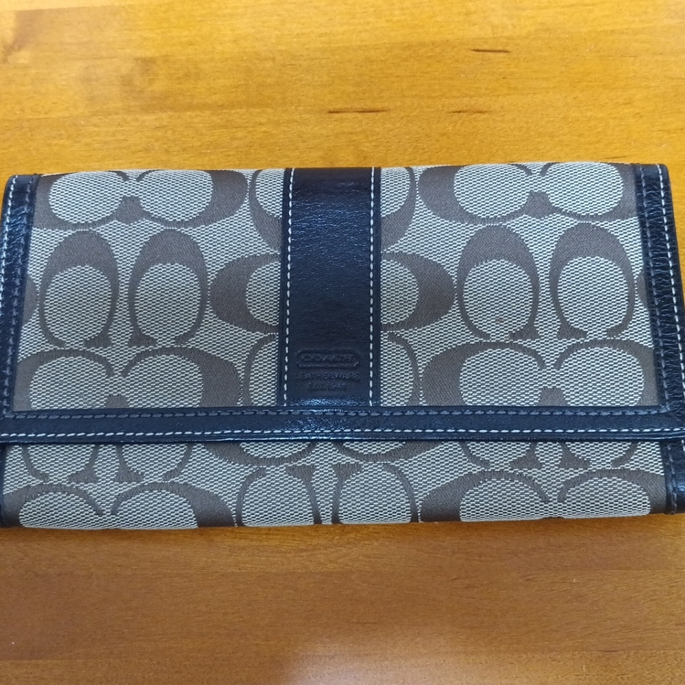 COACH SIGNATURE C Tan Brown Wallet Fabric Leather  Card Trifold No Checkbook